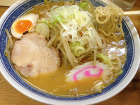「野菜たっぷり煮干味噌ラーメン（冬季限定第一弾）」@お食事処 久江の写真