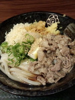 「塩豚おろしぶっかけ（中）504円」@はなまるうどん 神田駅前店の写真