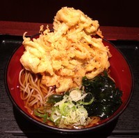 「かき揚げ（￥450）」@越後そば 東京店の写真