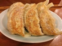 「大餃子（６個）￥720」@椿華亭の写真