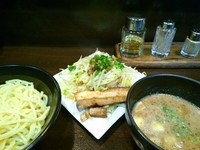 「肉野菜つけ麺」@ones onesの写真