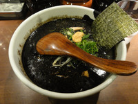 「黒油らーめん」@ばっこ志の写真