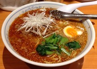 「タンタンメン(太麺)＋ライス(800円＋150円)」@ラーメン一平家の写真