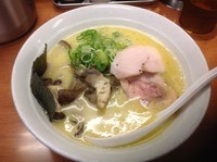 「【限定】鶏と茸の旨味そば　880円」@福の神食堂の写真