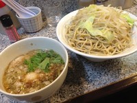 「つけ麺（中盛り）＋煮卵、750円（同額）＋100円」@ラーメンとりとんの写真