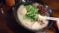 「彩りラーメン（麺：ふつう→替玉カタ）」@博多ラーメン つるの写真