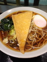 「朝そば（きつね・温）300円」@名代 富士そば 本厚木店の写真