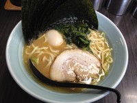 「味玉ラーメン＋海苔＋ライス（￥750＋クーポン＋無料）」@ラーメン銀家 戸塚店の写真