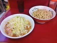 「小ラーメン+つけ麺/冷たい麺100円引きサービス」@ラーメン二郎 相模大野店の写真