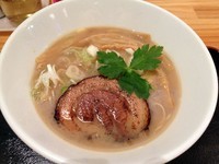 「【夜限定】煮干し中華そば（６５０円）・替玉（１５０円）」@朝日屋の写真