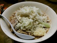 「【今月の限定】煮干トマトラーメン780円＋ビール＋etc」@ラーメンアキラの写真