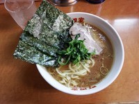 「ラーメン　普通盛（１６０ｇ）」@横浜ラーメン 町田家 新百合ヶ丘店の写真