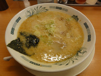 「とんこつラーメン」@日高屋 池袋東口店の写真