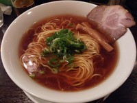 「中華そば（細ちぢれ麺）」@麺肴ひづき 湯きりやの写真