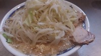 「ラーメン（650円）＋おもち（100円）」@らーめん大 蒲田店の写真