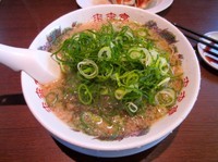 「ラーメン（麺固め・葱多め）」@来来亭 石神井店の写真