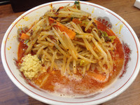 「辛タンメン ＋麺大盛」@トナリ 池袋西口店の写真