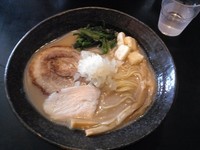 「鷄そば(大盛り無料)」@麺匠 我家の写真