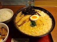 「濃厚味噌らーめん」@優勝軒 稲葉店の写真