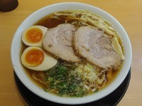 「半熟煮たまごラーメン:醤油（750円）」@麺処 絢の写真