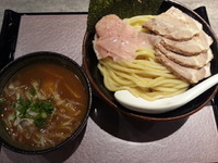 「特製つけ麺(中盛・300g)950円」@麺処 湊生の写真