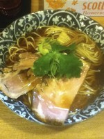 「鴨醤油ラーメン」@らーめん マル汁屋の写真