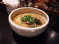 「掛け豚そば」@俺の空 新宿店の写真