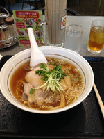 「醤油ラーメン大盛り¥1,030」@羽田ラーメンの写真