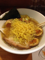 「塩ラーメン 味玉トッピング 850円」@獅子王の写真