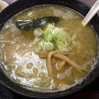 「コッテリ醤油ラーメン500円（ワンコイングルメGP登録メニュ」@佐野青竹手打ちラーメン いしかりの写真