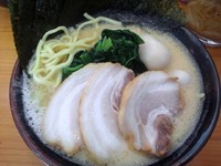 「オールスターラーメン(大)¥980+サービスライス¥0」@横濱家系ラーメン ちとせ家の写真