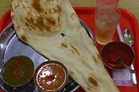 「キーマカレー＆チキンカレー」@バブス＆ロイヤルカリー 埼玉大井店の写真