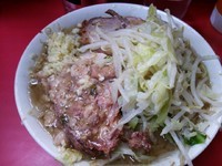 「ラーメン　ヤサイニンニクアブラ　600円」@ラーメン二郎 三田本店の写真