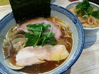 「蛤そば￥800＋いか刺丼￥300」@中華そば 四つ葉の写真