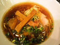 「醤油らぁ麺」@播磨坂もりずみの写真