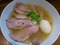 「しお全部入り ￥1050」@町田汁場 しおらーめん 進化の写真