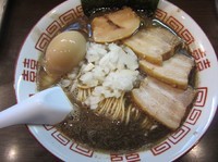 「限定　イカマソバ（８００円）＋和え玉＋トッピング」@中華ソバ 伊吹の写真