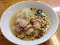 「鶏ぶたラーメン750円」@富白 御徒町本店の写真