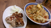 「辛タンカラ（ピリ辛タンメン＋唐揚げ）」@トナリ 池袋西口店の写真