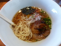 「【限定】アゴ鶏油そば（750円）」@麺や 虎ノ道の写真