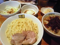 「辛辛濃菜つけ麺￥880＋ジロベジ￥100＋ニンニクw￥20」@濃菜麺 井の庄の写真