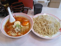 「冷やし五目味噌タンメン、麺超特盛」@蒙古タンメン 中本 町田店の写真
