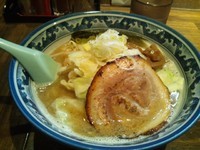 「醤油ラーメン６５０円 もやしキャベつ５０円」@麺や 樽座 子安店の写真