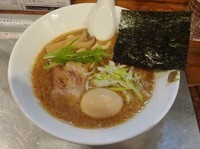 「和風とんこつらーめん（700円）＋味玉（100円）」@Hitotsuya phase2の写真