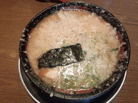 「とんこつラーメン」@無鉄砲 大阪店の写真