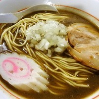 「狂乱平子ソバ（限定）800円+すーさん特製台湾飯」@麺 酒 やまのの写真