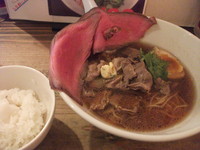 「特選牛肉蕎麦」@東京ましこ亭の写真