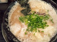 「ワンタンメン」@博多一双 博多駅東本店の写真