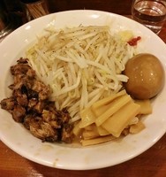 「まぜそば\730＋味玉\80」@麺屋 御神本の写真