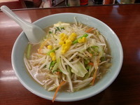 「塩ﾊﾞﾀｰﾗｰﾒﾝ 500円」@満北亭の写真